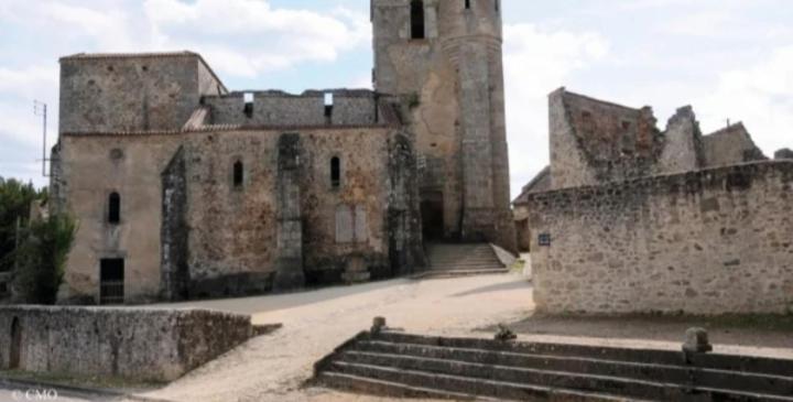 Hotel Le Pick Up 403 Vintage Oradour-sur-Glane Exteriér fotografie